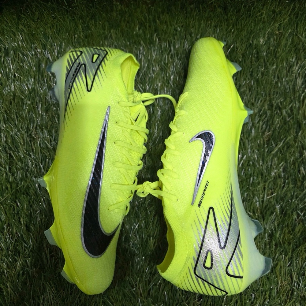 Nike Air Zoom Mercurial Vapor 16 Elite FG Soccer Cleats Size 11